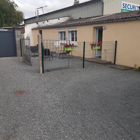 Gite La Parent'Aise Fressenneville Esterno foto